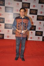 Lalit Pandit at Big Star Awards red carpet in Andheri, Mumbai on 18th Dec 2013